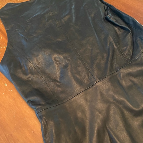 NWT Banana Republic Monogram Leather Peplum Top size 4 - Picture 8 of 11